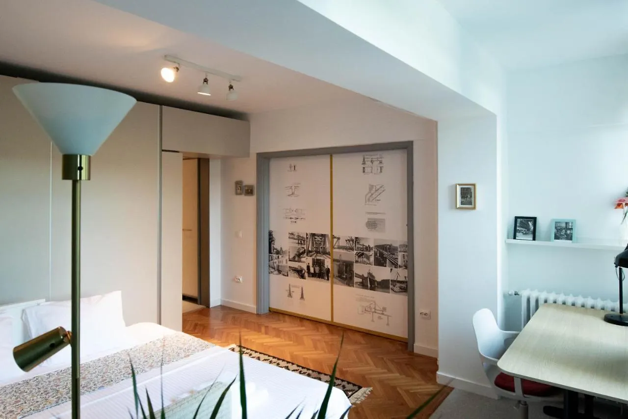 The Bridge Apartment Бухарест 0*,  Румыния